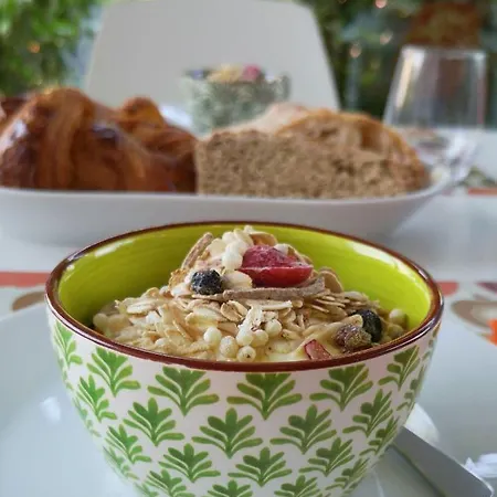 Maison Belmont Bed & Breakfast